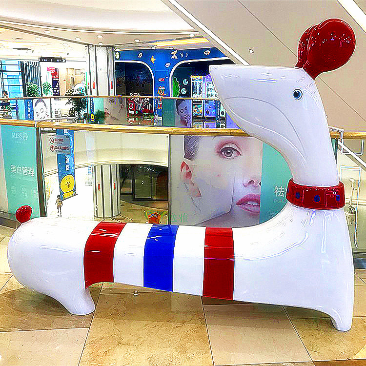 商場卡通美陳
